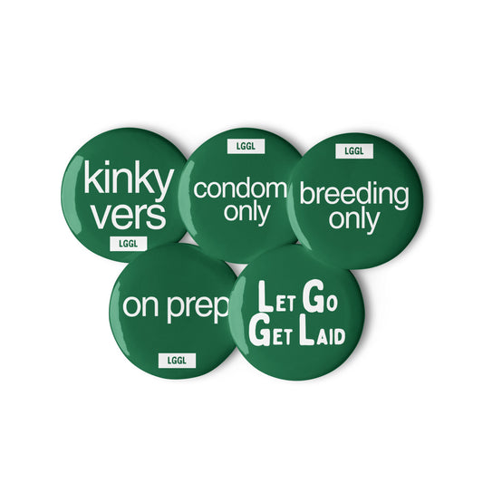 Overview of gay vers kink pin badges - versatile fetish role badges by LetGoGetLaid