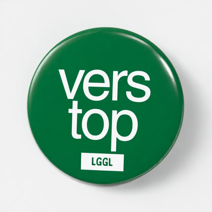 56mm gay fetish pin badge printed with "Vers Top" - versatile top kink role badge